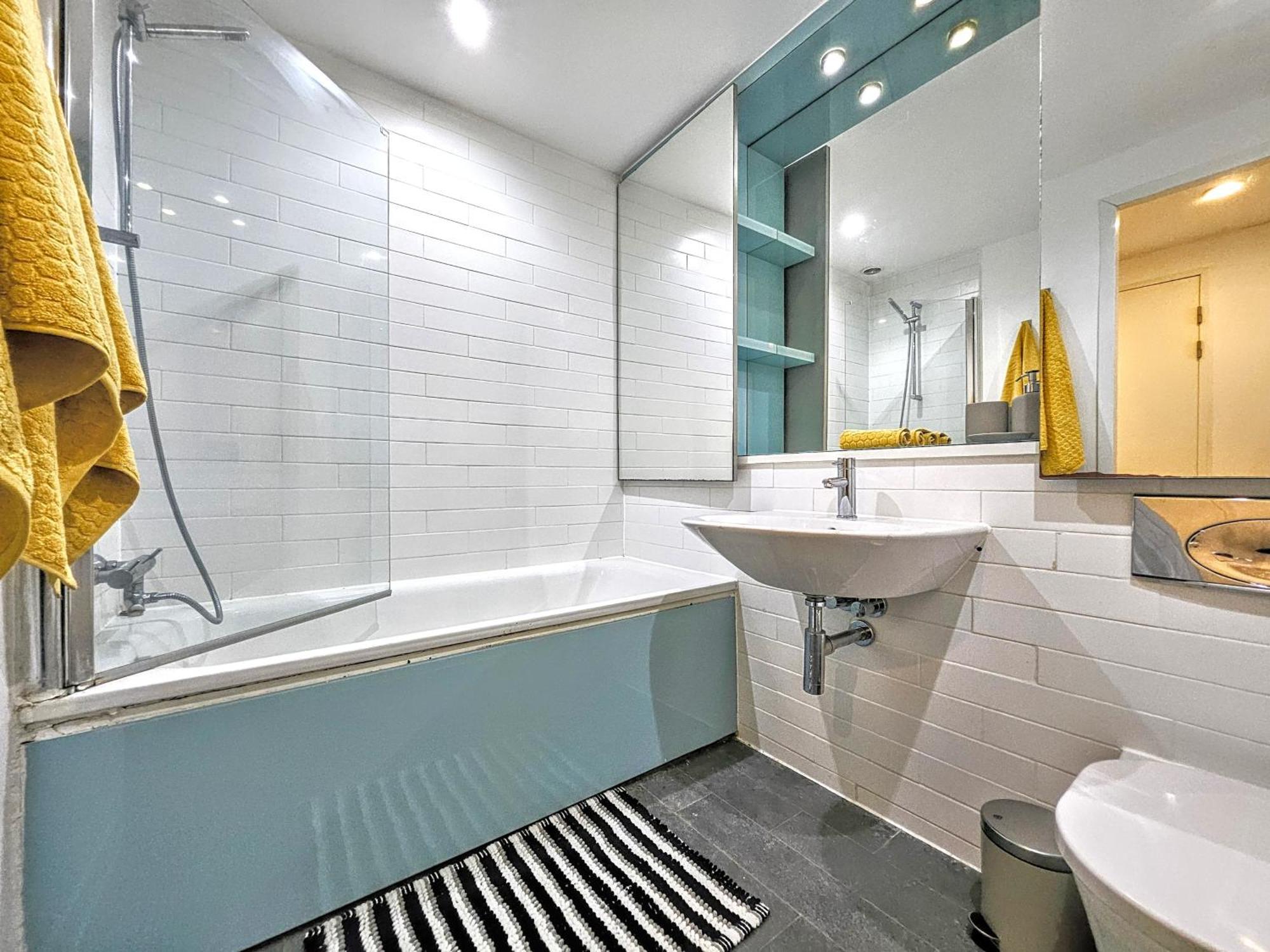 City Waterside, Old Street, Angel, Entire Private Apartment Londra Esterno foto
